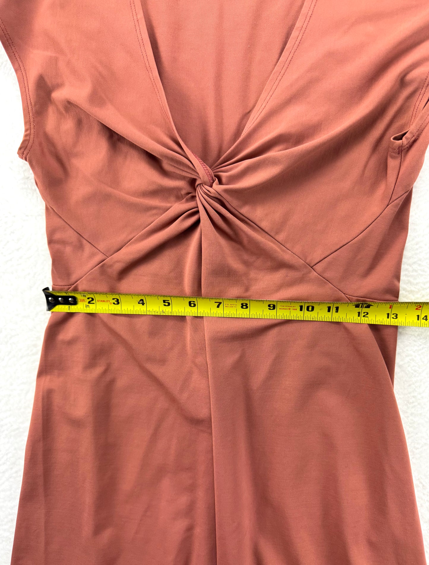 Patagonia Women’s Twist Front Dress – Size Medium – Rust / Clay – Stretch Knit