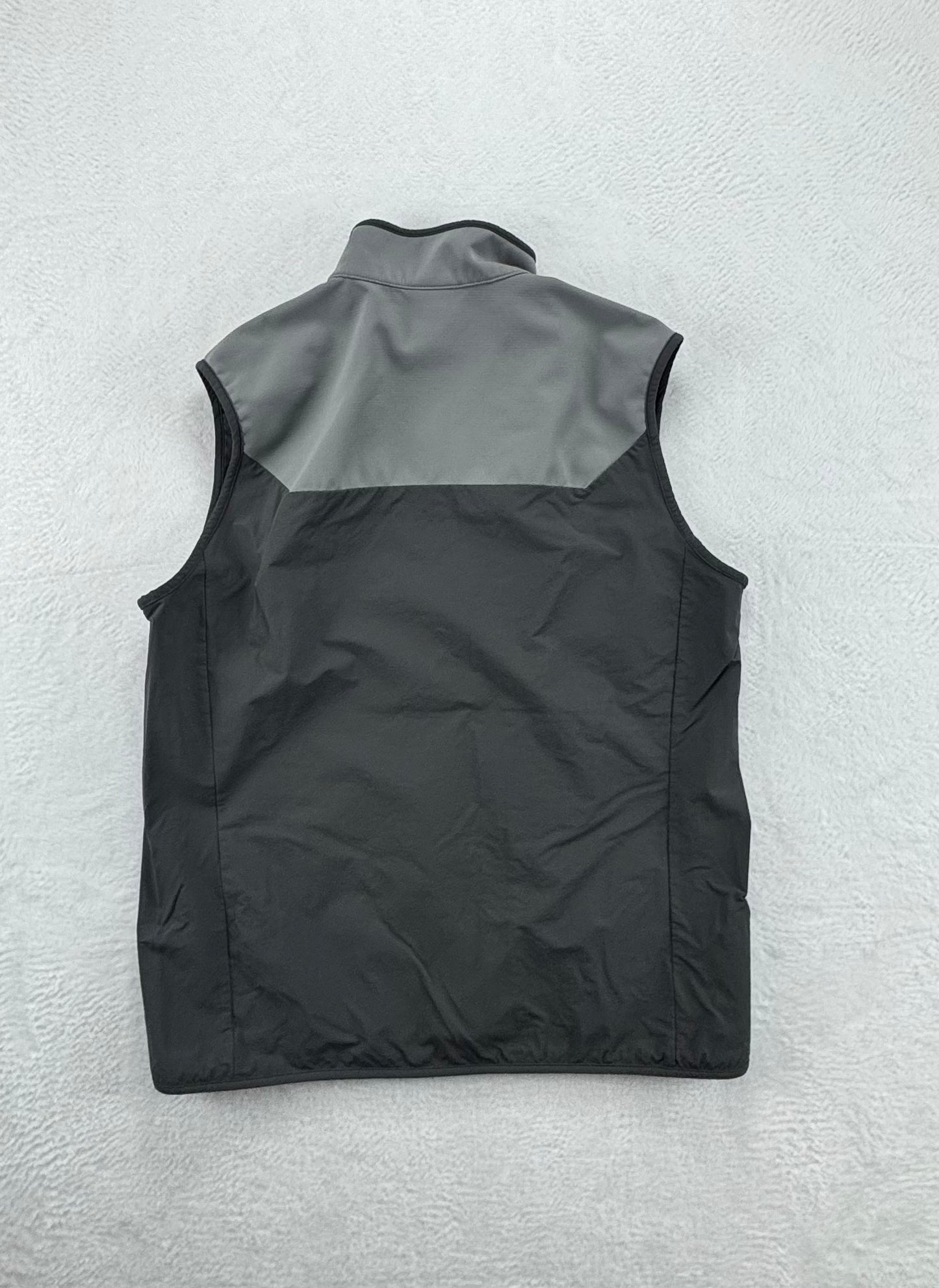Patagonia Men’s Polartec Windproof Vest – Gray / Black – Large – Technical Layer