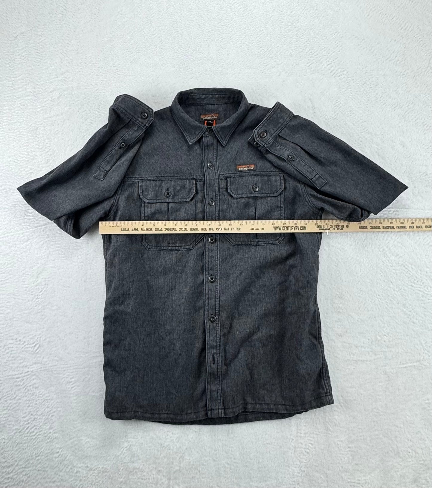 Patagonia Men’s Farrier Long Sleeve Work Shirt – Ink Black – Medium (Fits Large)