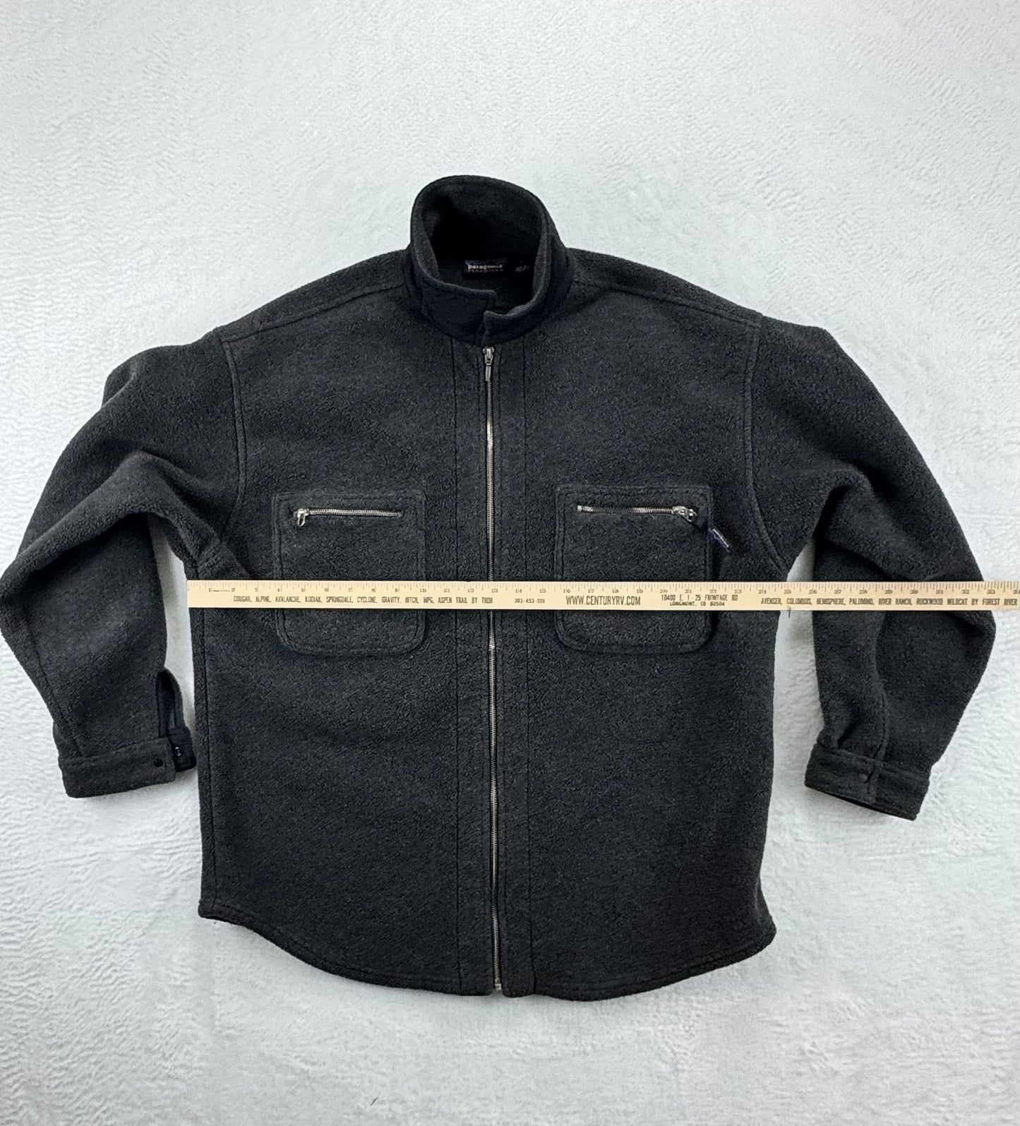 Vintage Patagonia Synchilla Chore Jacket – Made in Canada – Men’s Large – Charcoal