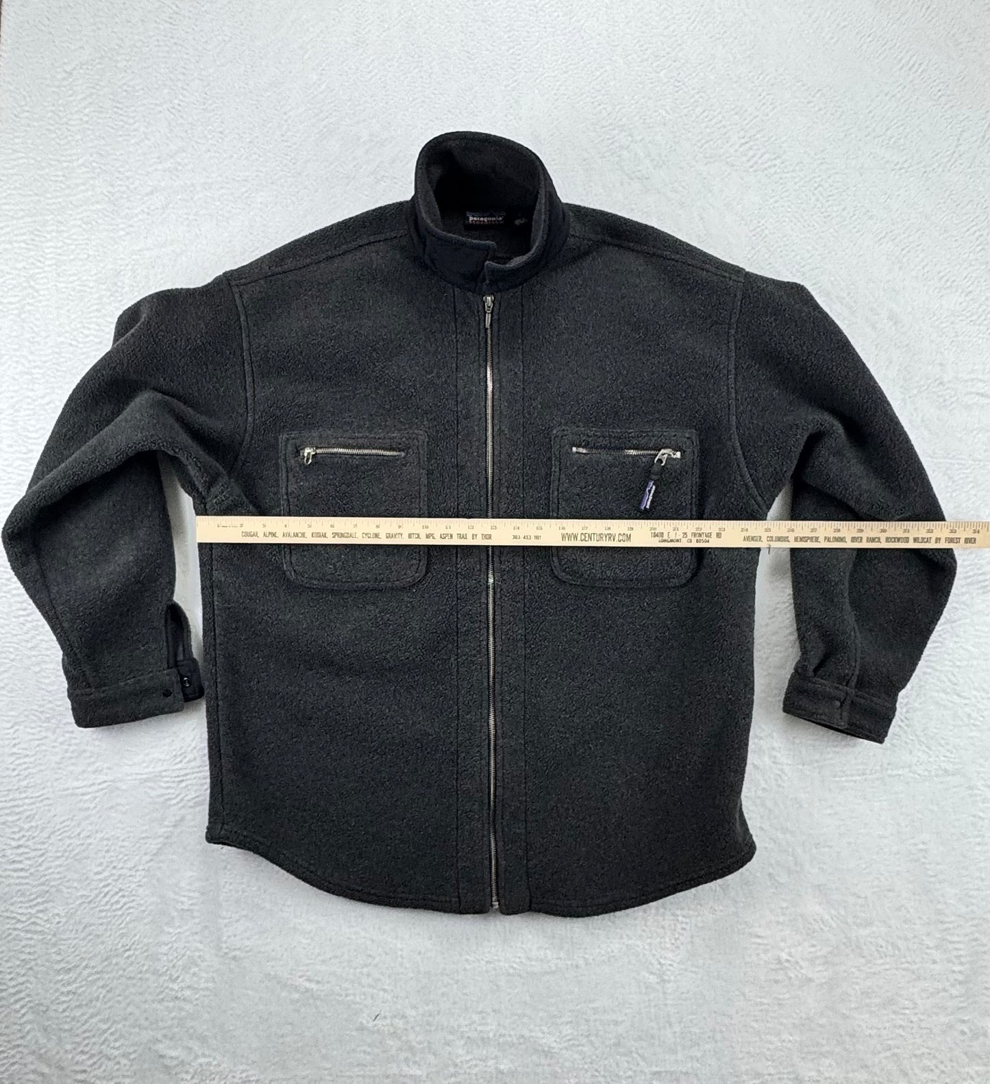 Vintage Patagonia Synchilla Chore Jacket – Made in Canada – Men’s Large – Charcoal