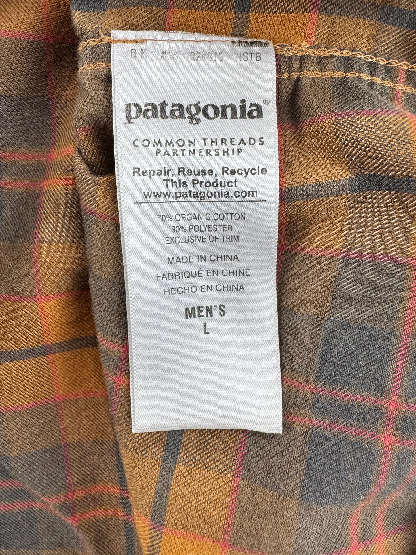 Patagonia Organic Cotton Plaid Button-Up Shirt – Brown/Tan Plaid – Men's Large
