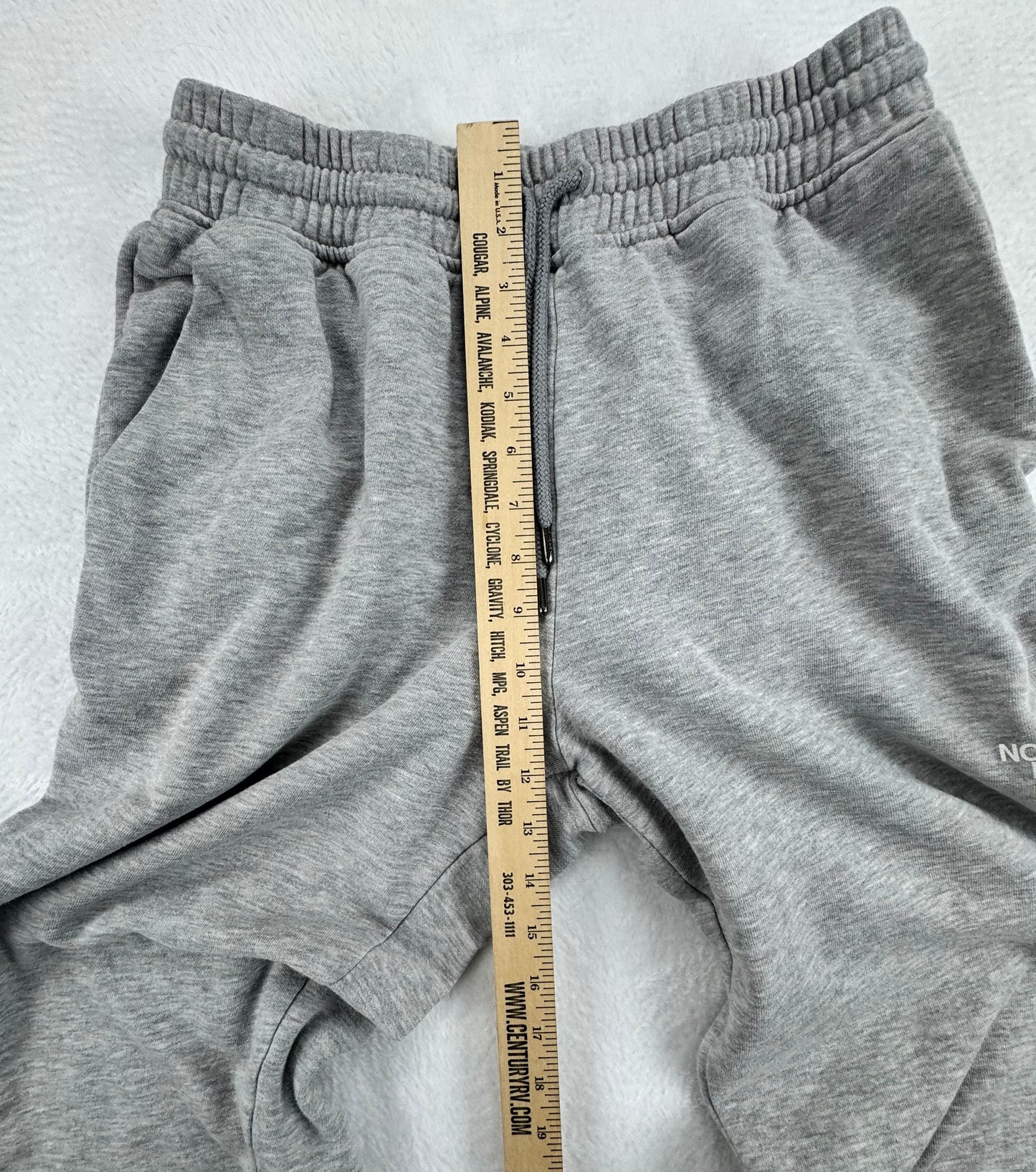 The North Face Women’s Fleece Jogger Sweatpants – Heather Gray – Large