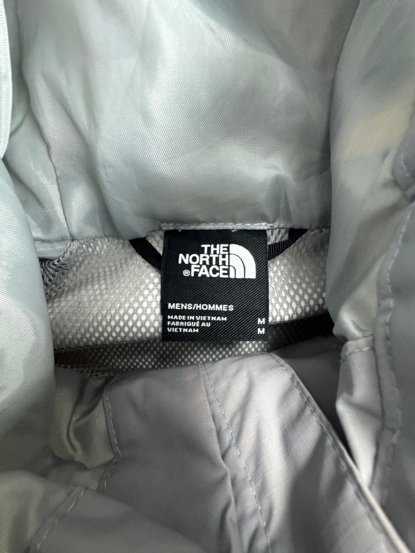 The North Face DRYVENT Hooded Rain Jacket – Gray – Men's Medium
