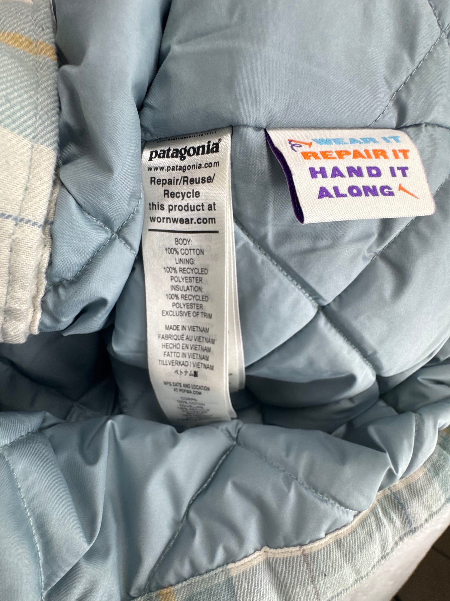 Patagonia Kids' Insulated Plaid Overshirt Jacket – Blue Plaid – XL (14)