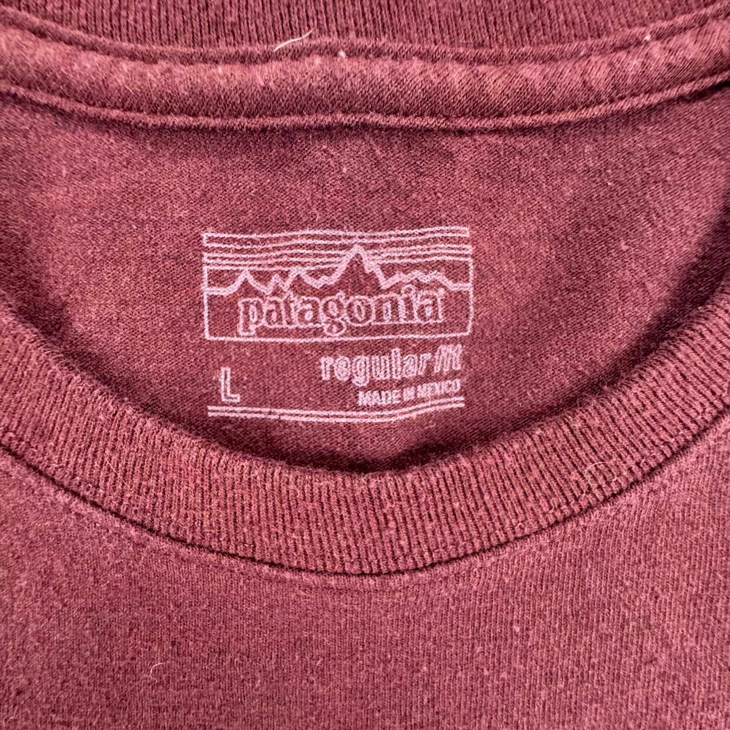 Patagonia Built to Endure Graphic T-Shirt Burgundy Organic Blend Men's Large