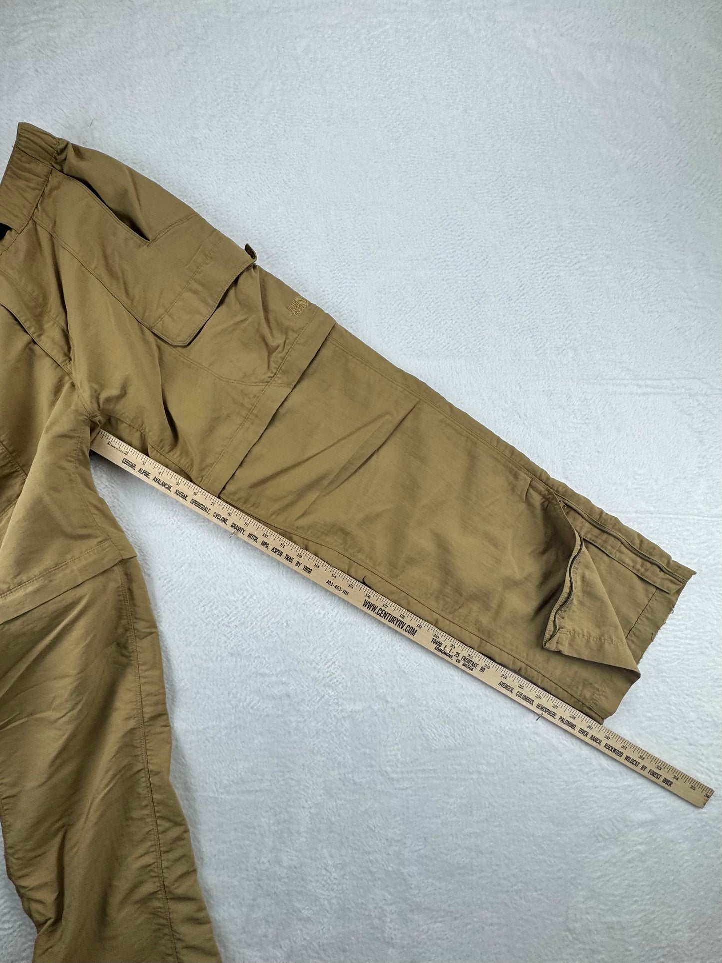 The North Face Men’s Convertible Cargo Hiking Pants – Khaki – Large