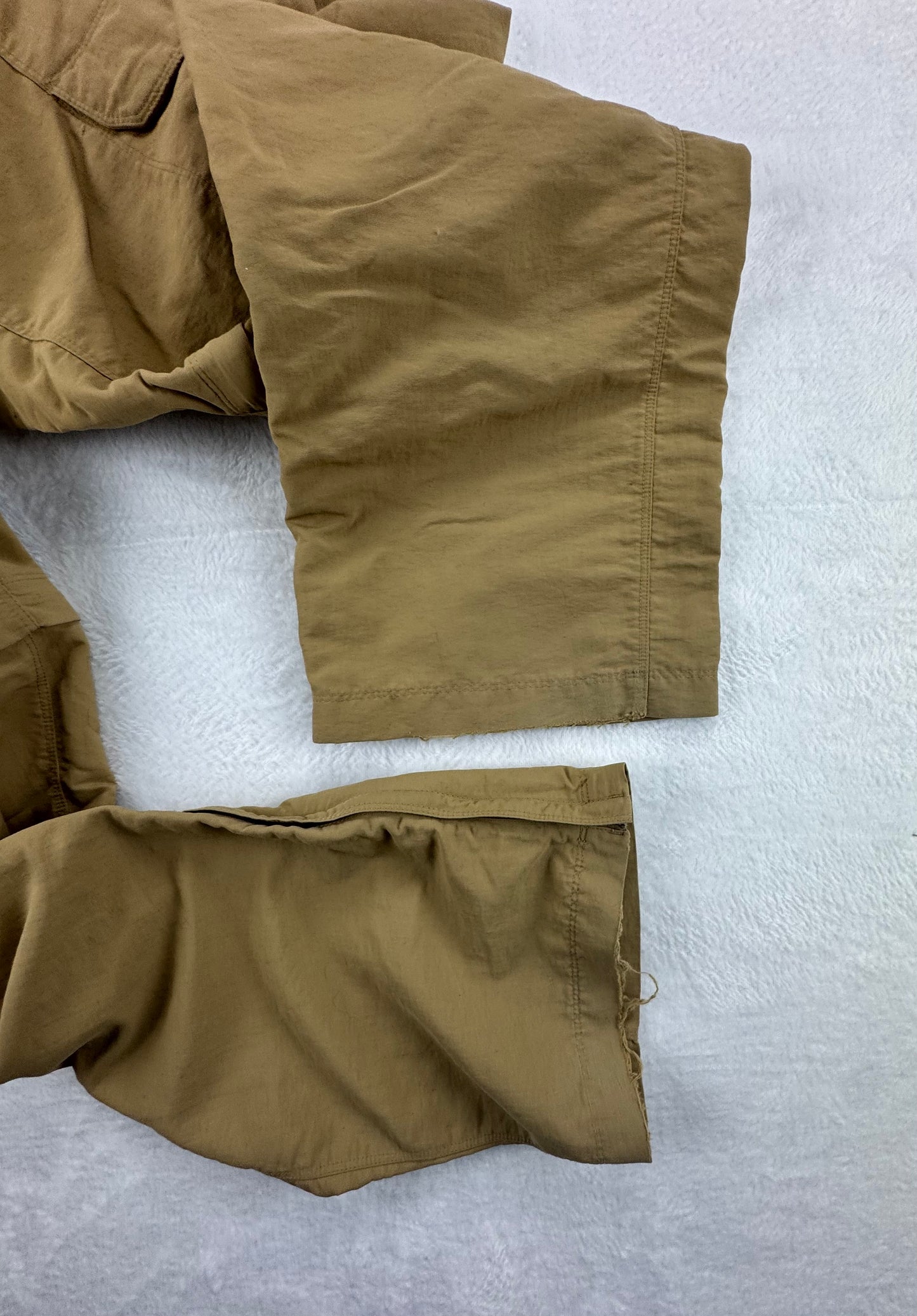 The North Face Men’s Convertible Cargo Hiking Pants – Khaki – Large
