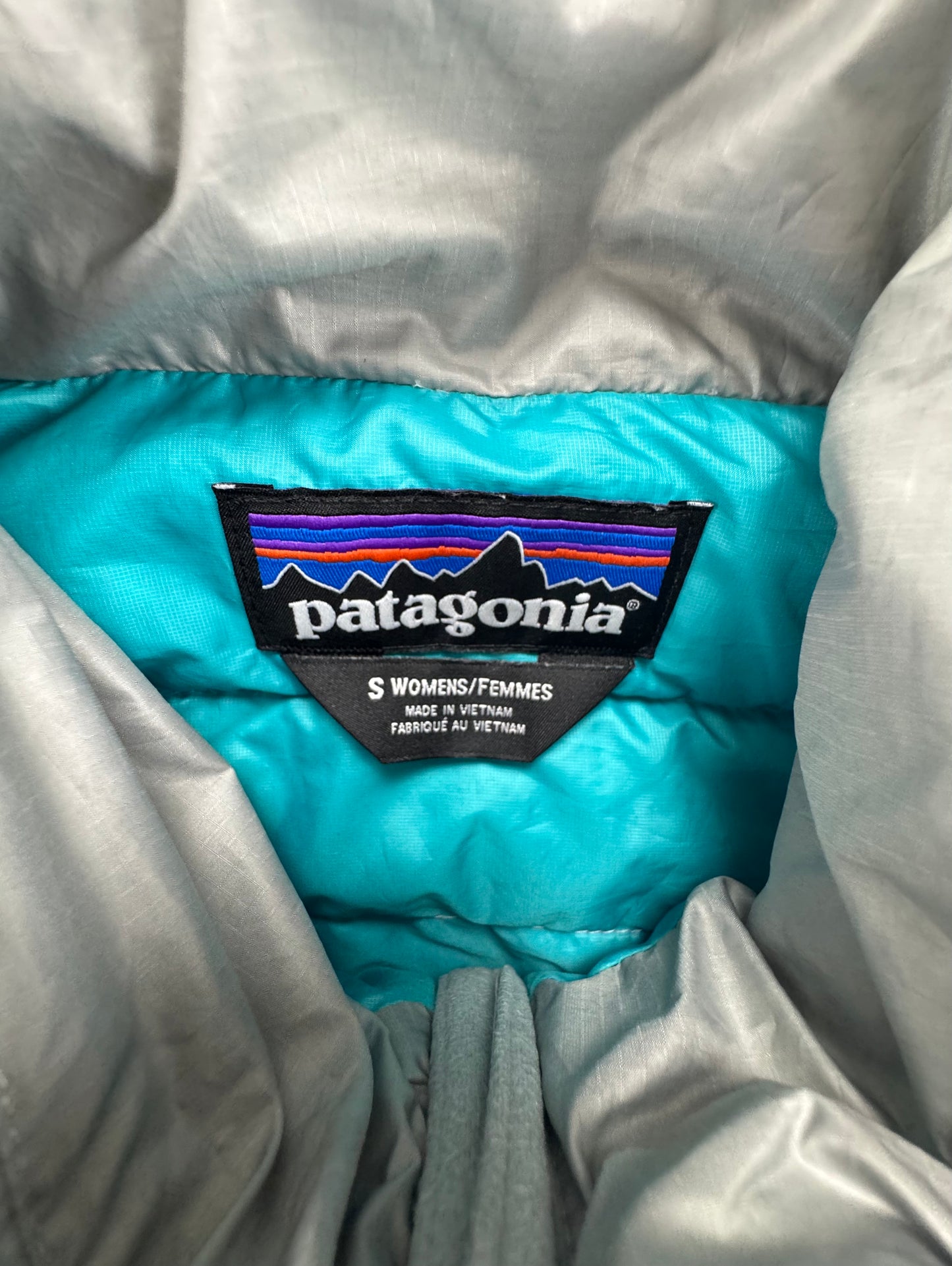 Patagonia Women's Down Sweater Vest Gray / Turquoise Goose Down Insulated Size Small