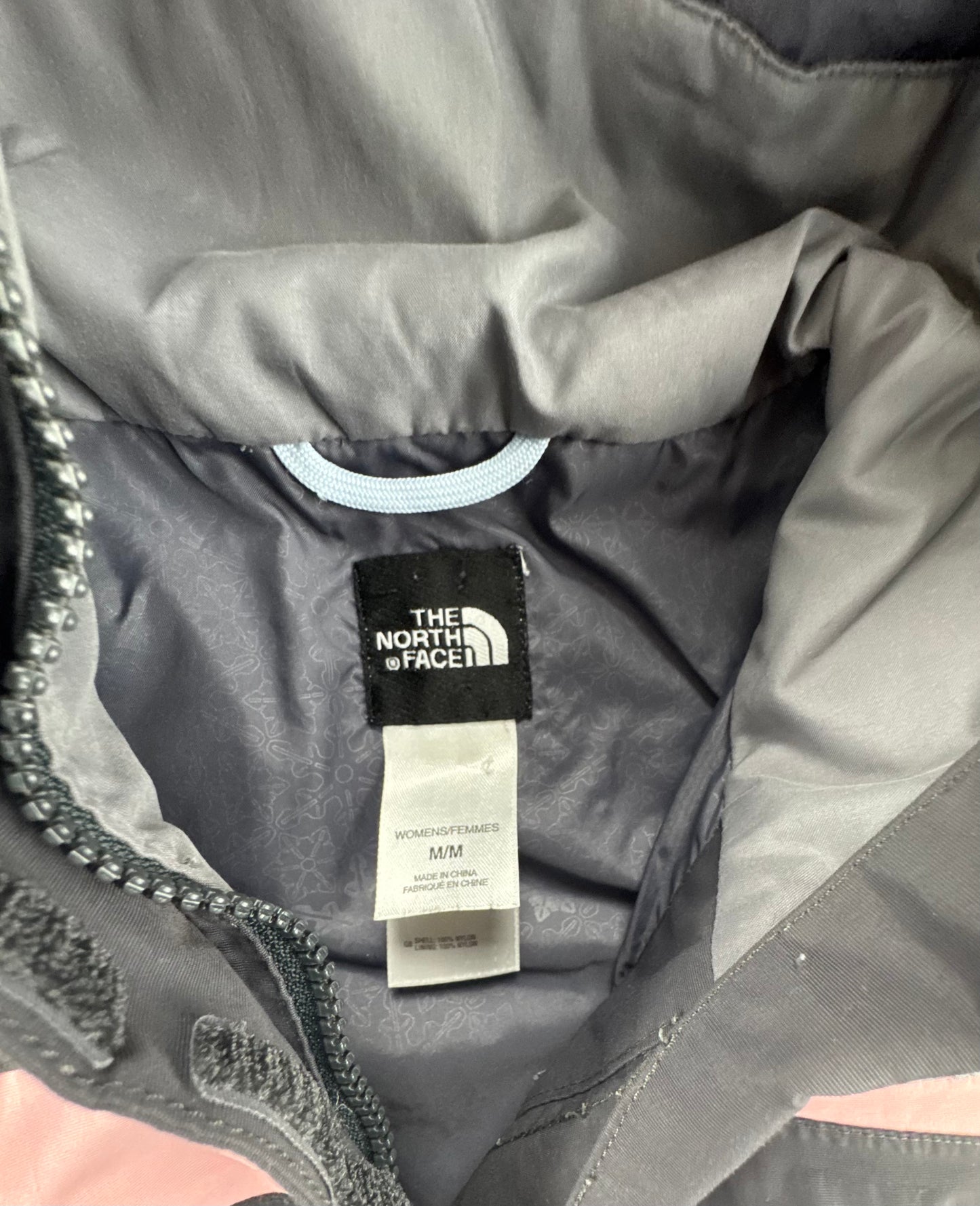 The North Face Women's HyVent Hooded Rain Jacket Black / Pink Size Medium