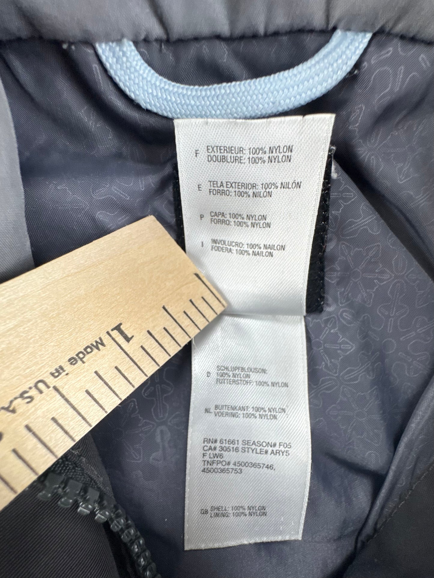 The North Face Women's HyVent Hooded Rain Jacket Black / Pink Size Medium
