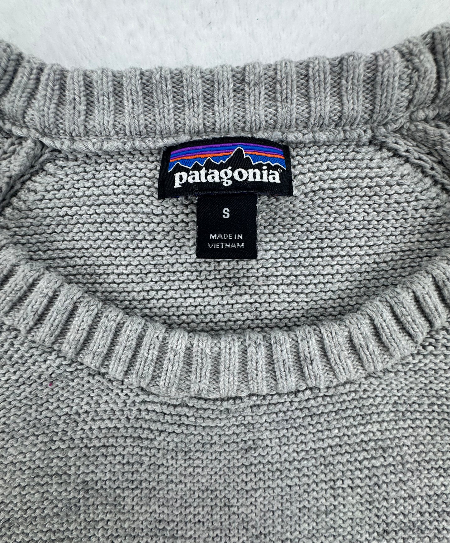 Patagonia Organic Cotton Reverse Knit Crewneck Sweater Gray Small