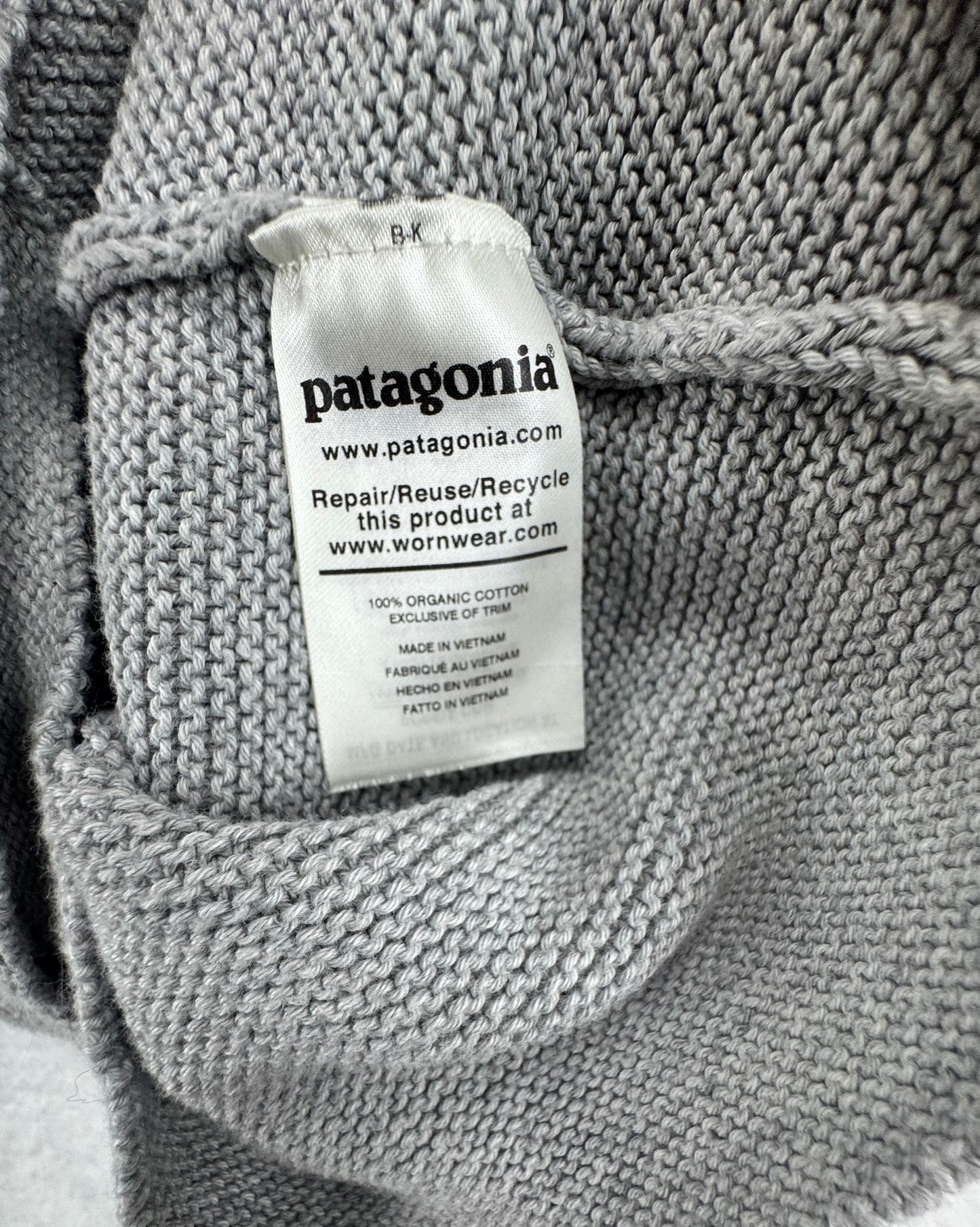 Patagonia Organic Cotton Reverse Knit Crewneck Sweater Gray Small