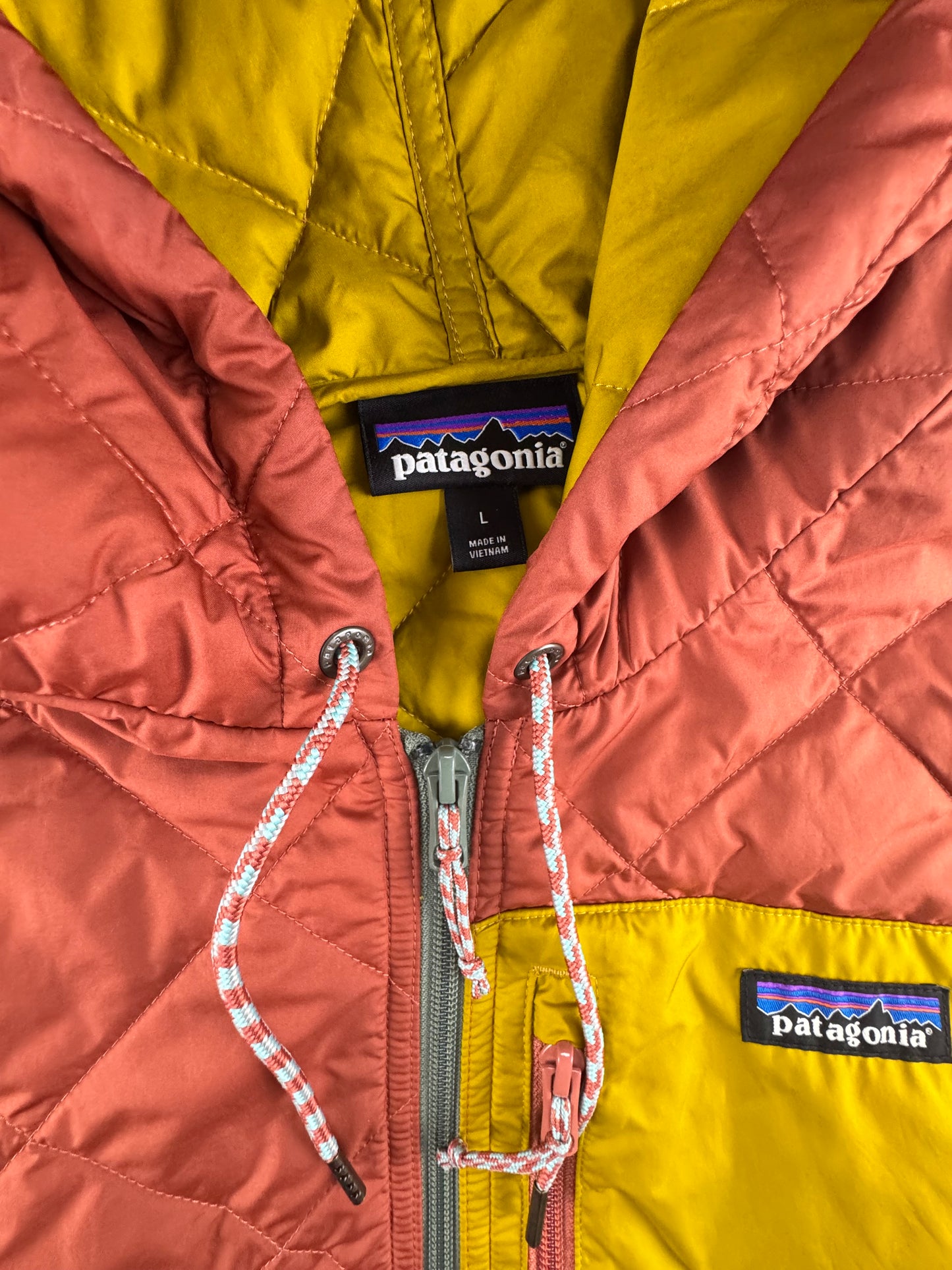 Patagonia Diamond Quilted Bomber Hoody Woman's Large Rust Mustard