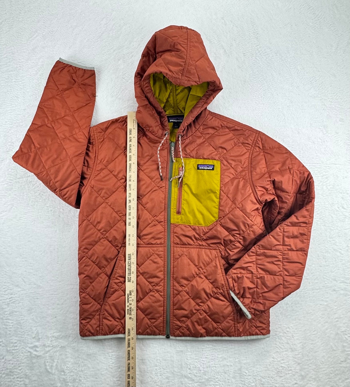 Patagonia Diamond Quilted Bomber Hoody Woman's Large Rust Mustard