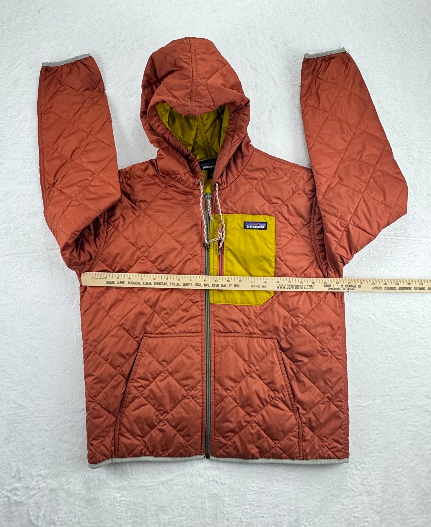 Patagonia Diamond Quilted Bomber Hoody Woman's Large Rust Mustard