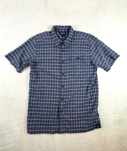 Patagonia Men’s A/C Organic Cotton Short Sleeve Shirt – Blue Plaid – Medium