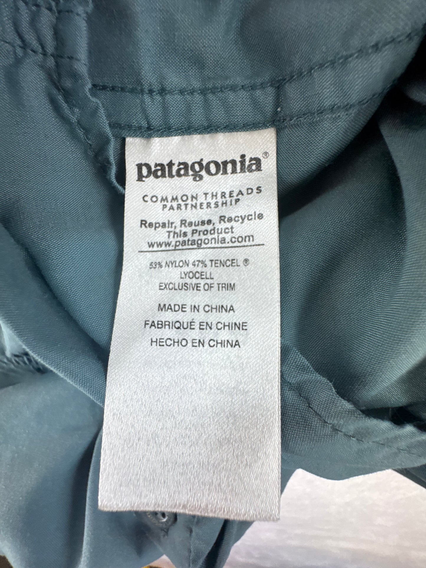Patagonia Men’s Gallegos Short-Sleeve Fishing Shirt – Green – Small