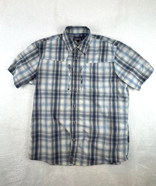 Patagonia Men’s Sun Stretch Fishing Shirt Blue Plaid Short Sleeve Large