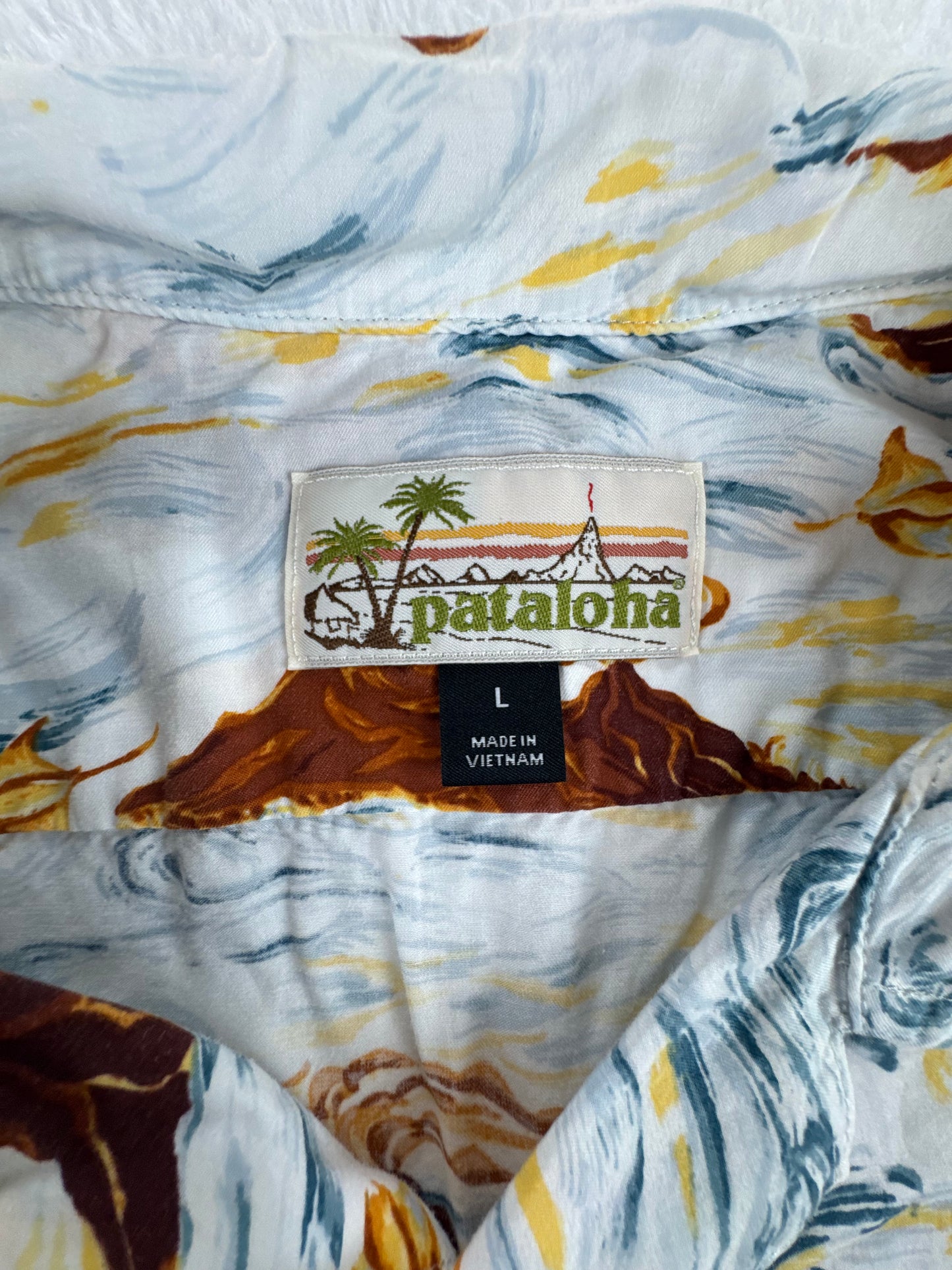 Patagonia La'au Pataloha Island Currents White Lyocell Hawaiian Shirt Men's Large
