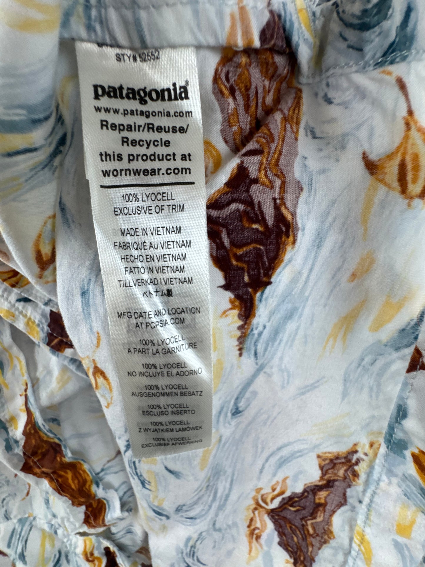 Patagonia La'au Pataloha Island Currents White Lyocell Hawaiian Shirt Men's Large
