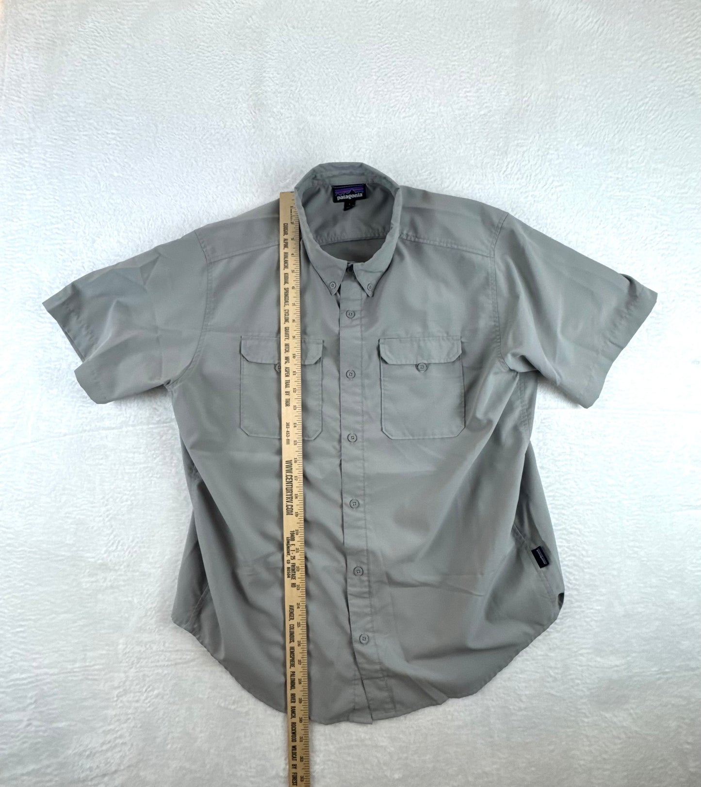 Patagonia Men’s Self-Guided Short Sleeve Shirt – Gray – Large