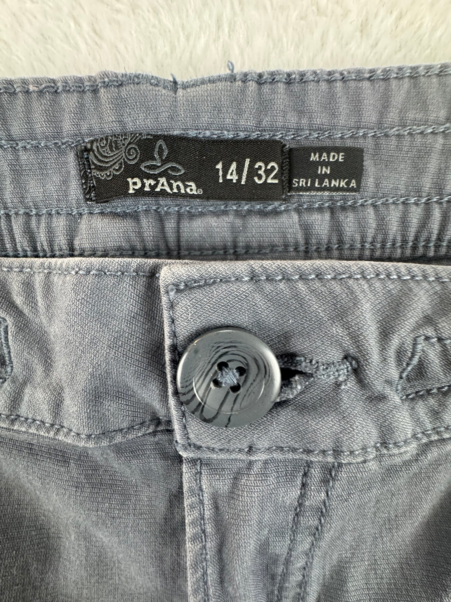 prAna Women’s Organic Cotton Outdoor Shorts Charcoal Gray Size 14/32
