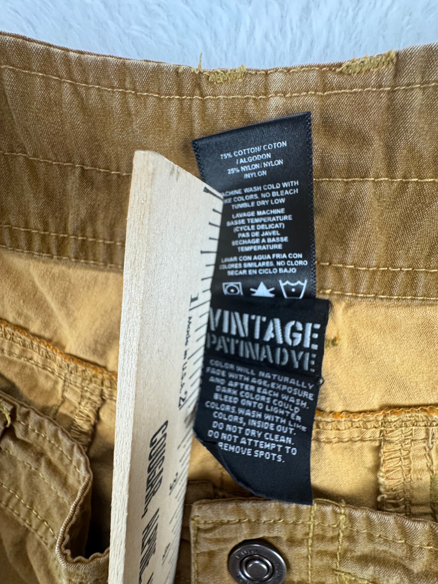 KÜHL Men’s Vintage Patina Dye Outdoor Shorts – Brown – 34