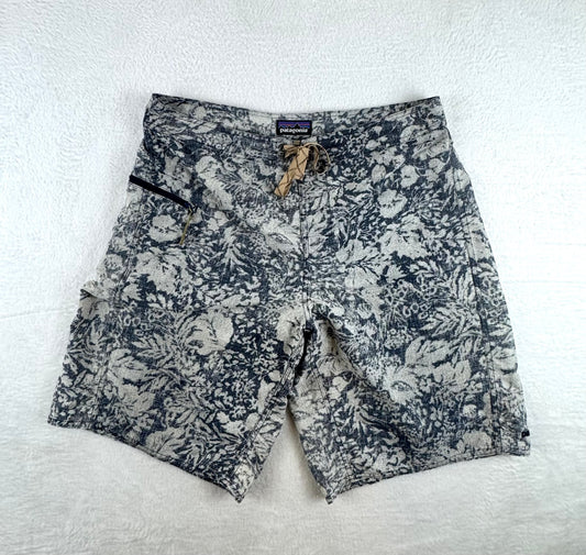 Patagonia Wavefarer Board Shorts – Men's 34 – Gray Tropical Floral – Surf & Swim Shorts